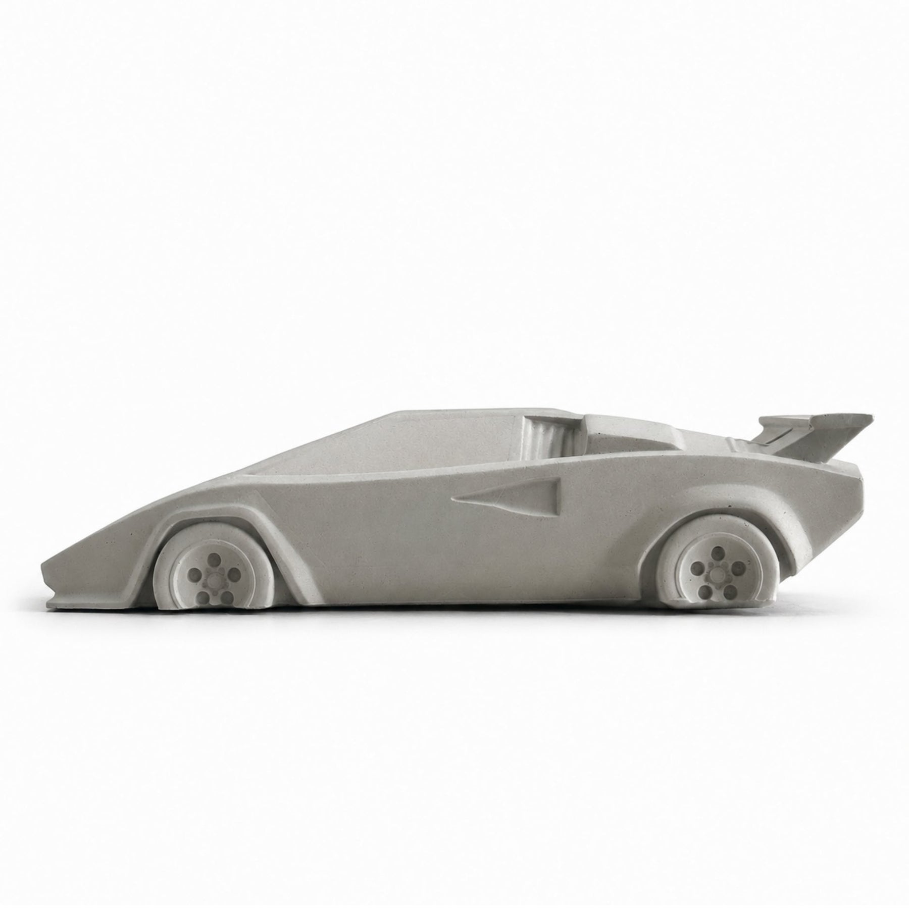 Lamborghini Countach side view